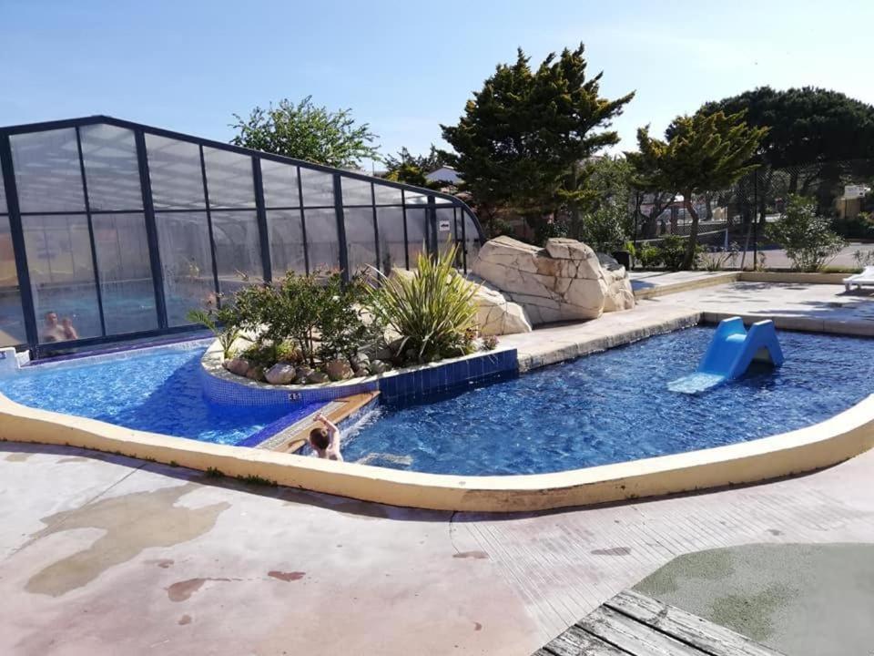 Coco - Camping Le Mar Estang กาเนต์-อ็อง-รูสซียง ภายนอก รูปภาพ