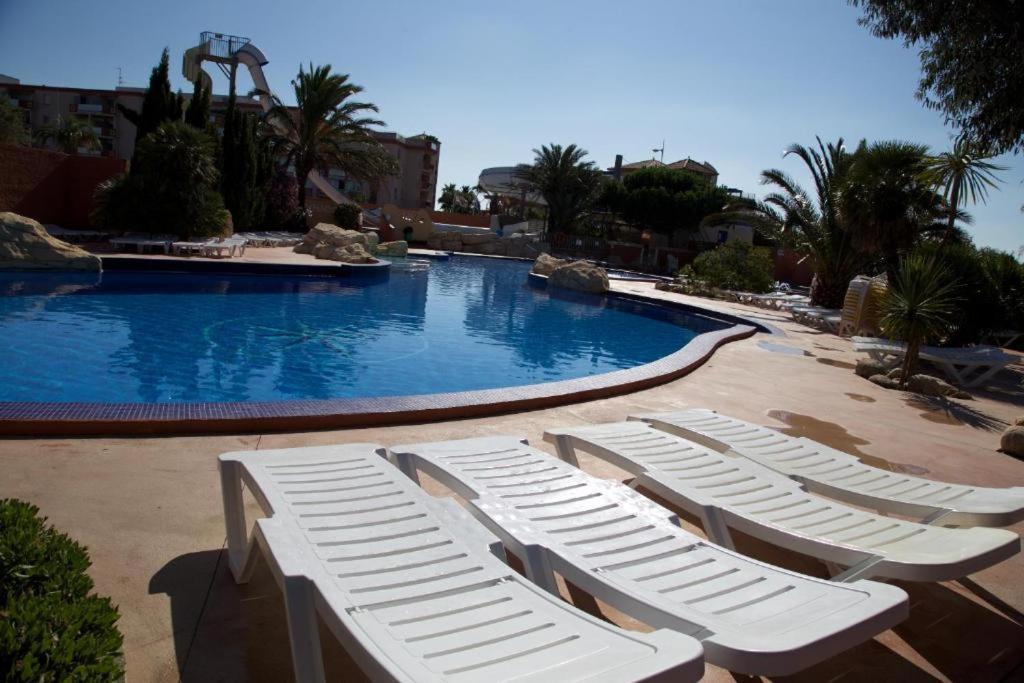 Coco - Camping Le Mar Estang กาเนต์-อ็อง-รูสซียง ภายนอก รูปภาพ