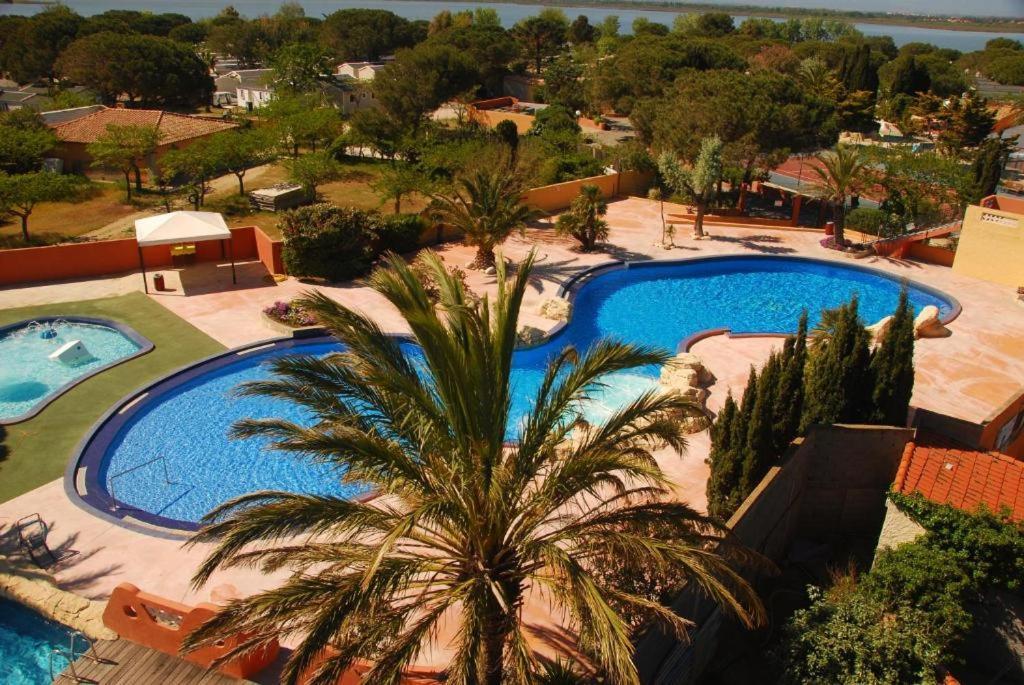 Coco - Camping Le Mar Estang กาเนต์-อ็อง-รูสซียง ภายนอก รูปภาพ