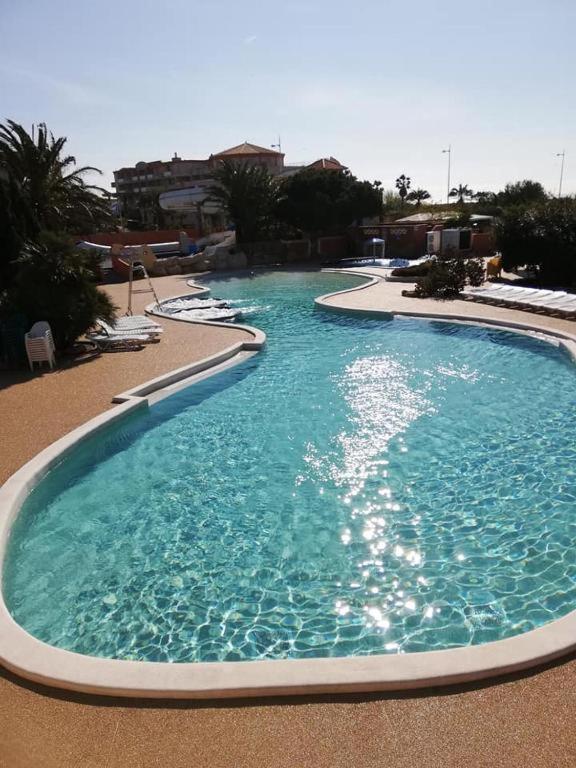 Coco - Camping Le Mar Estang กาเนต์-อ็อง-รูสซียง ภายนอก รูปภาพ