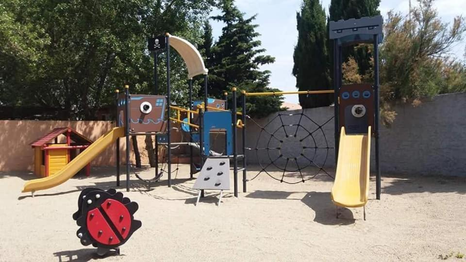 Coco - Camping Le Mar Estang กาเนต์-อ็อง-รูสซียง ภายนอก รูปภาพ